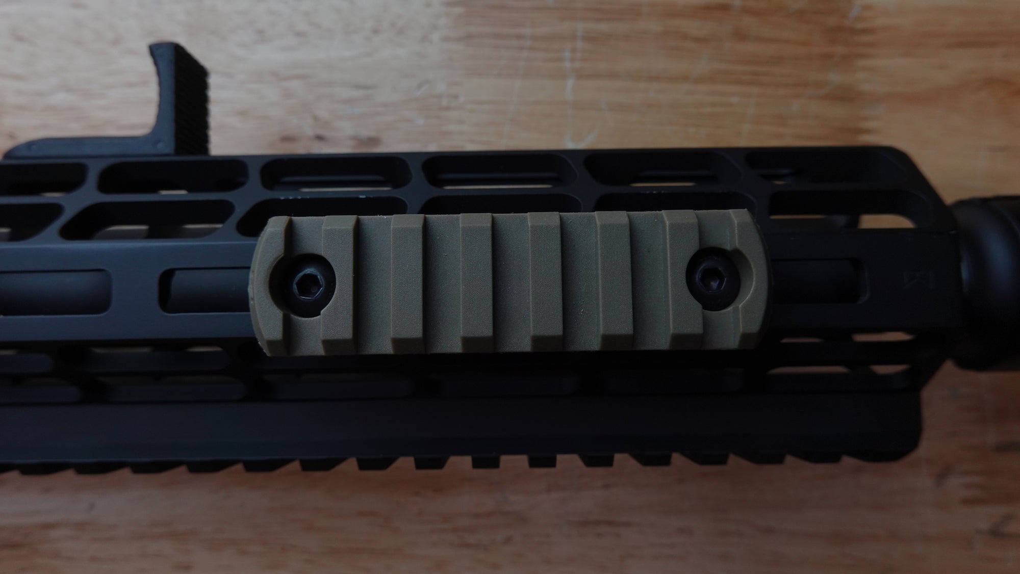 APS Advanced M - Lok Picatinny Rail 7 slot - Azraels Armoury