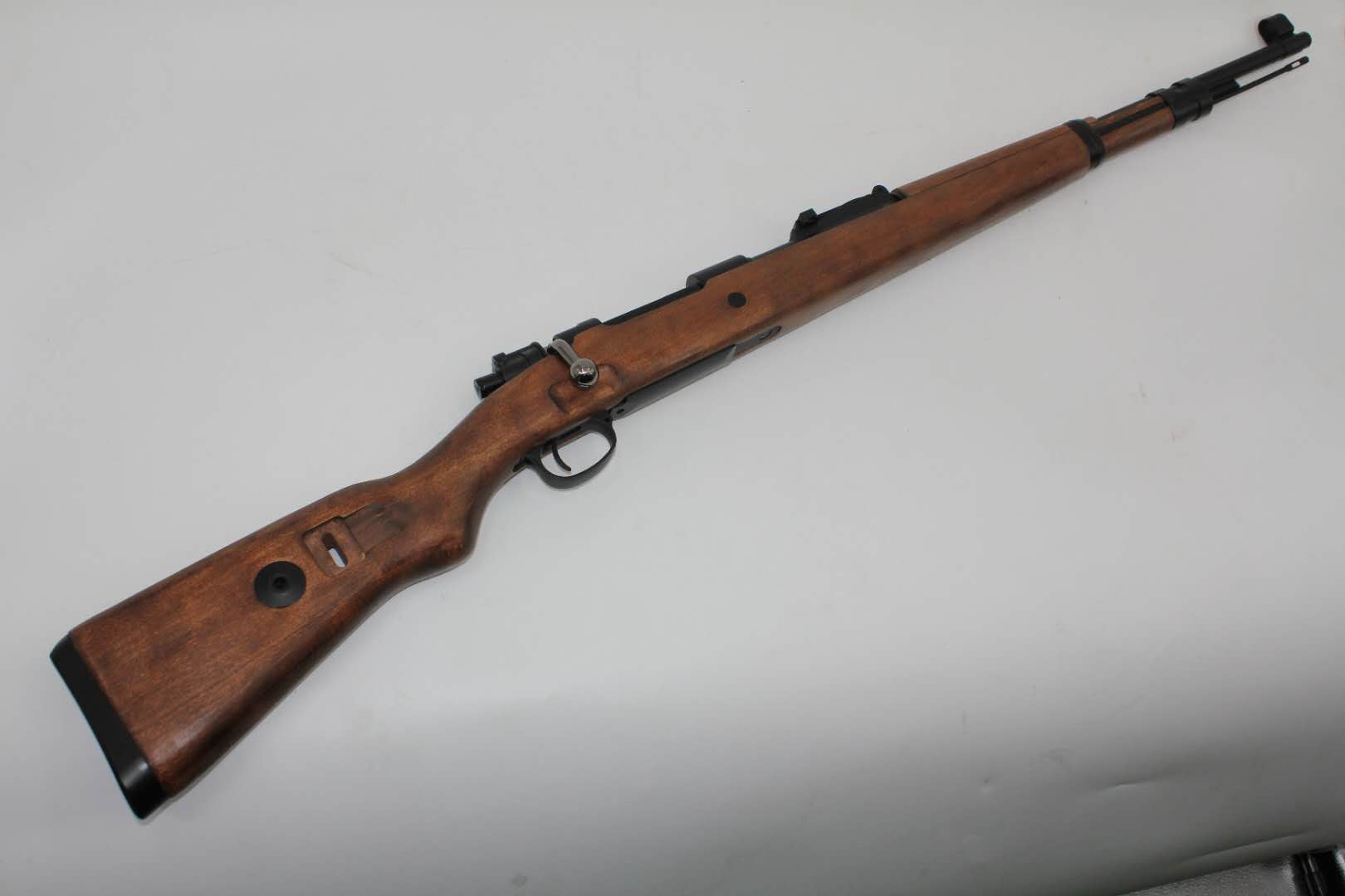 Double Bell KAR98K Metal/Wood Gas Gel Blaster Rifle - Azraels Armoury